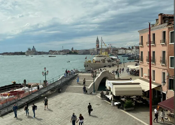 Corte Formenta - 5 Minuti Da Biennale البندقية